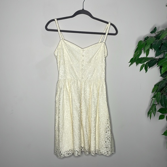 Talula Debutante Lace Bustier Corset Dress - Picture 2 of 10